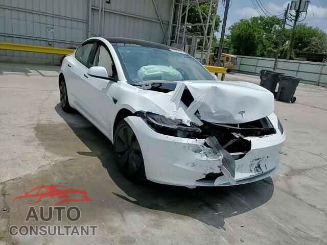 TESLA MODEL 3 2025 - 5YJ3E1EB2SF882842