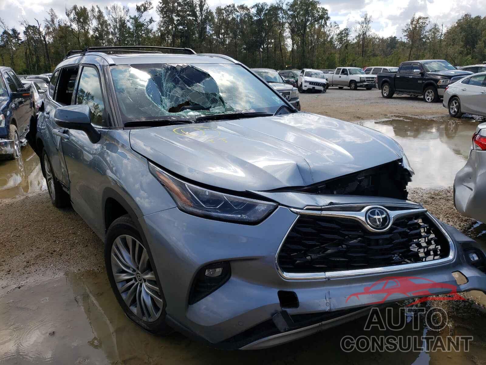 TOYOTA HIGHLANDER 2021 - 5TDFZRBH6MS079636