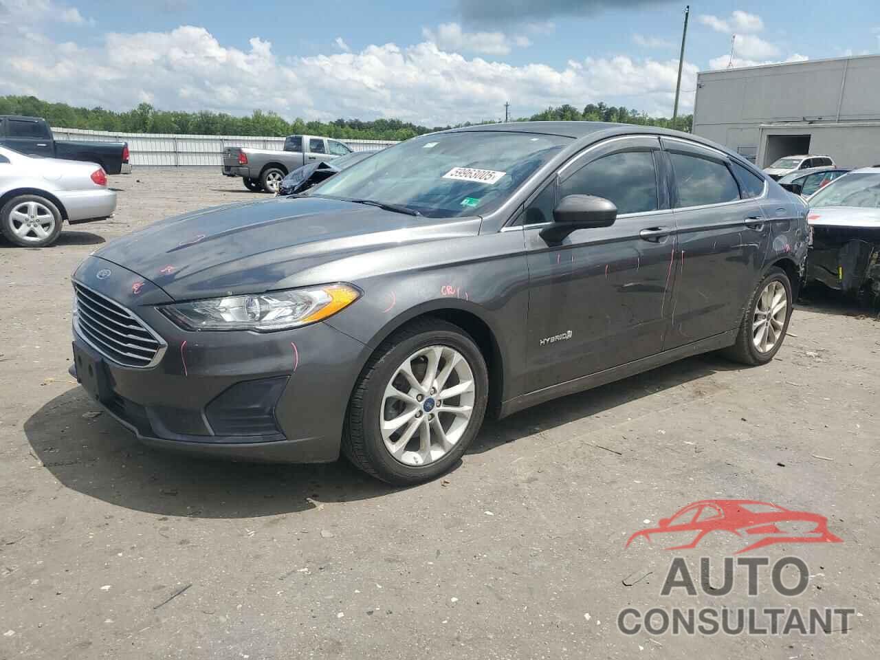 FORD FUSION 2019 - 3FA6P0LU2KR163620