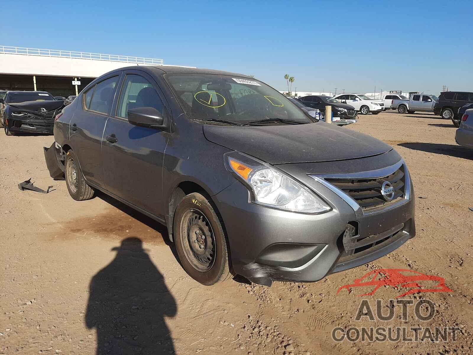 NISSAN VERSA 2017 - 3N1CN7AP1HL811584