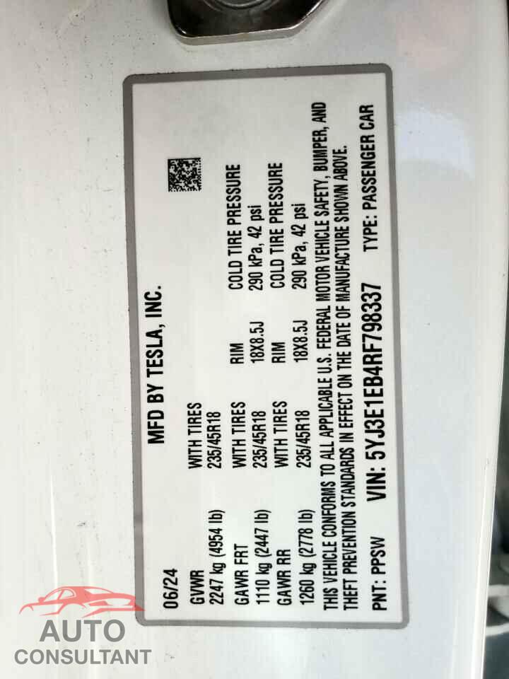 TESLA MODEL 3 2024 - 5YJ3E1EB4RF798337