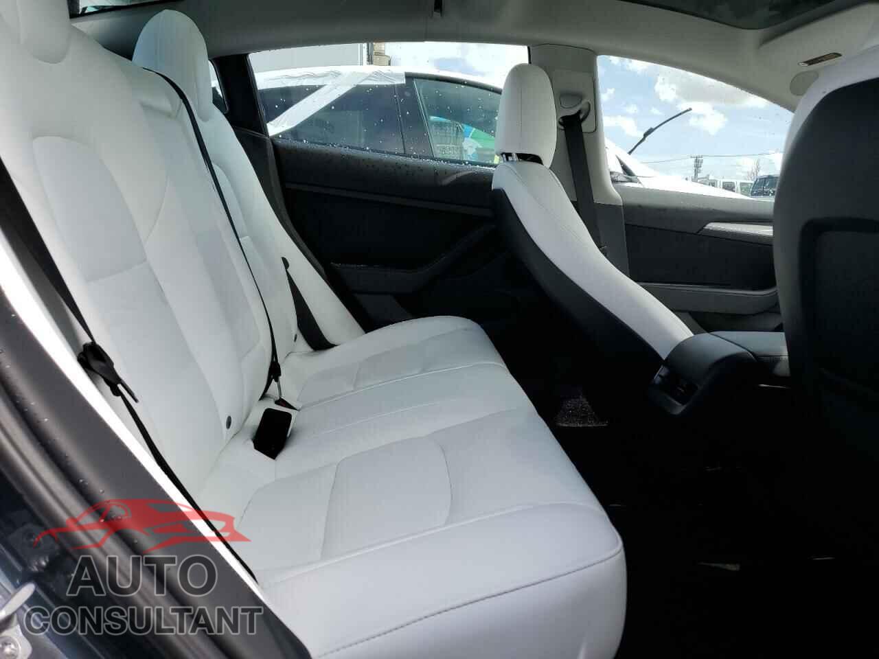 TESLA MODEL 3 2023 - 5YJ3E1EA5PF648001