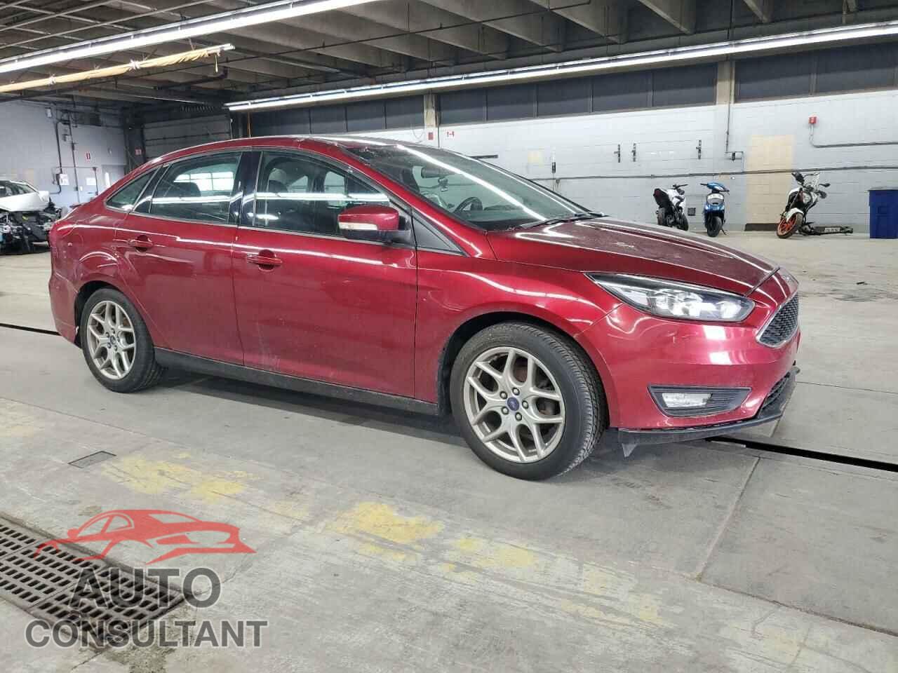 FORD FOCUS 2015 - 1FADP3F22FL338195