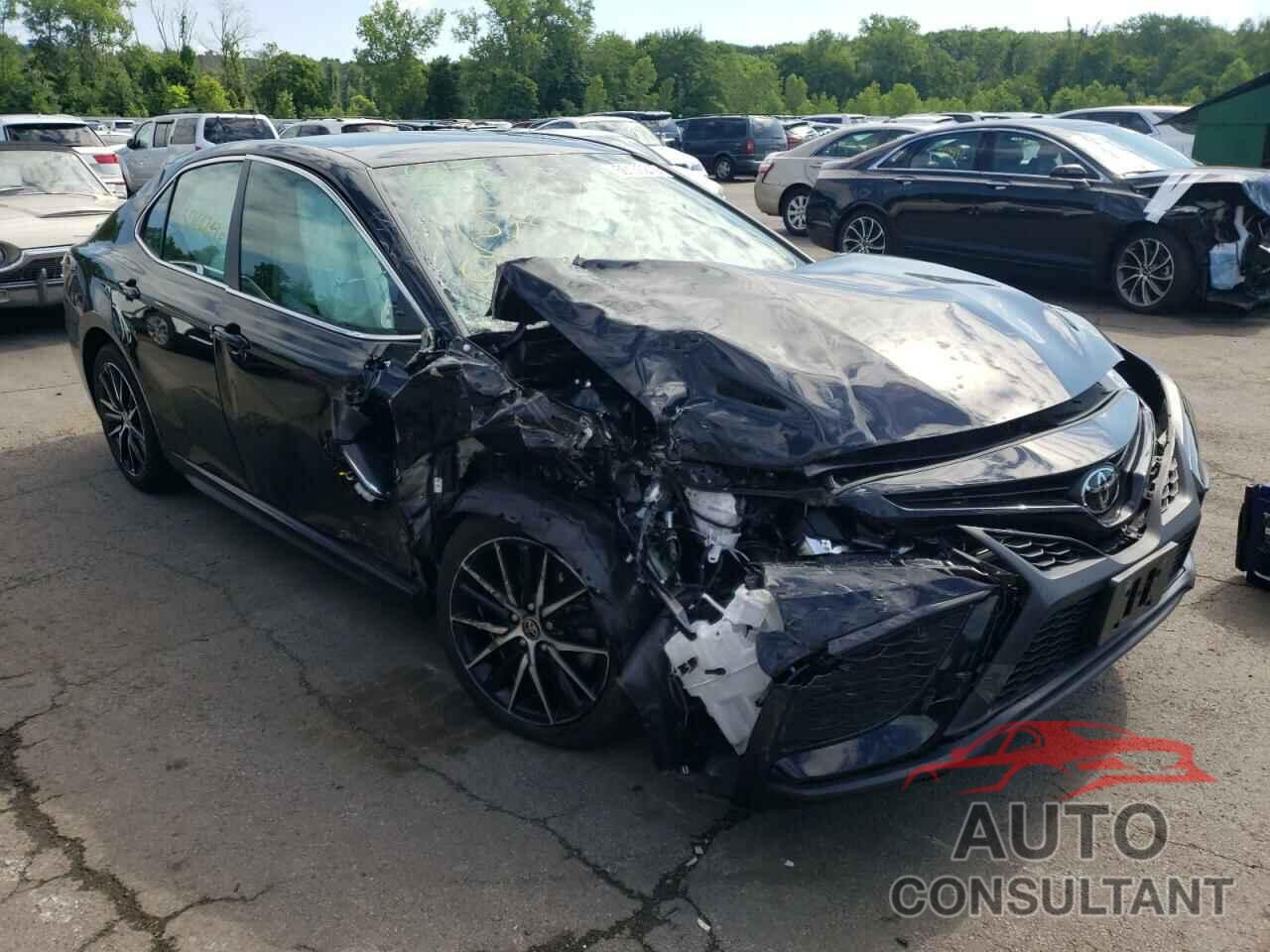 TOYOTA CAMRY 2022 - 4T1G11BK8NU056554