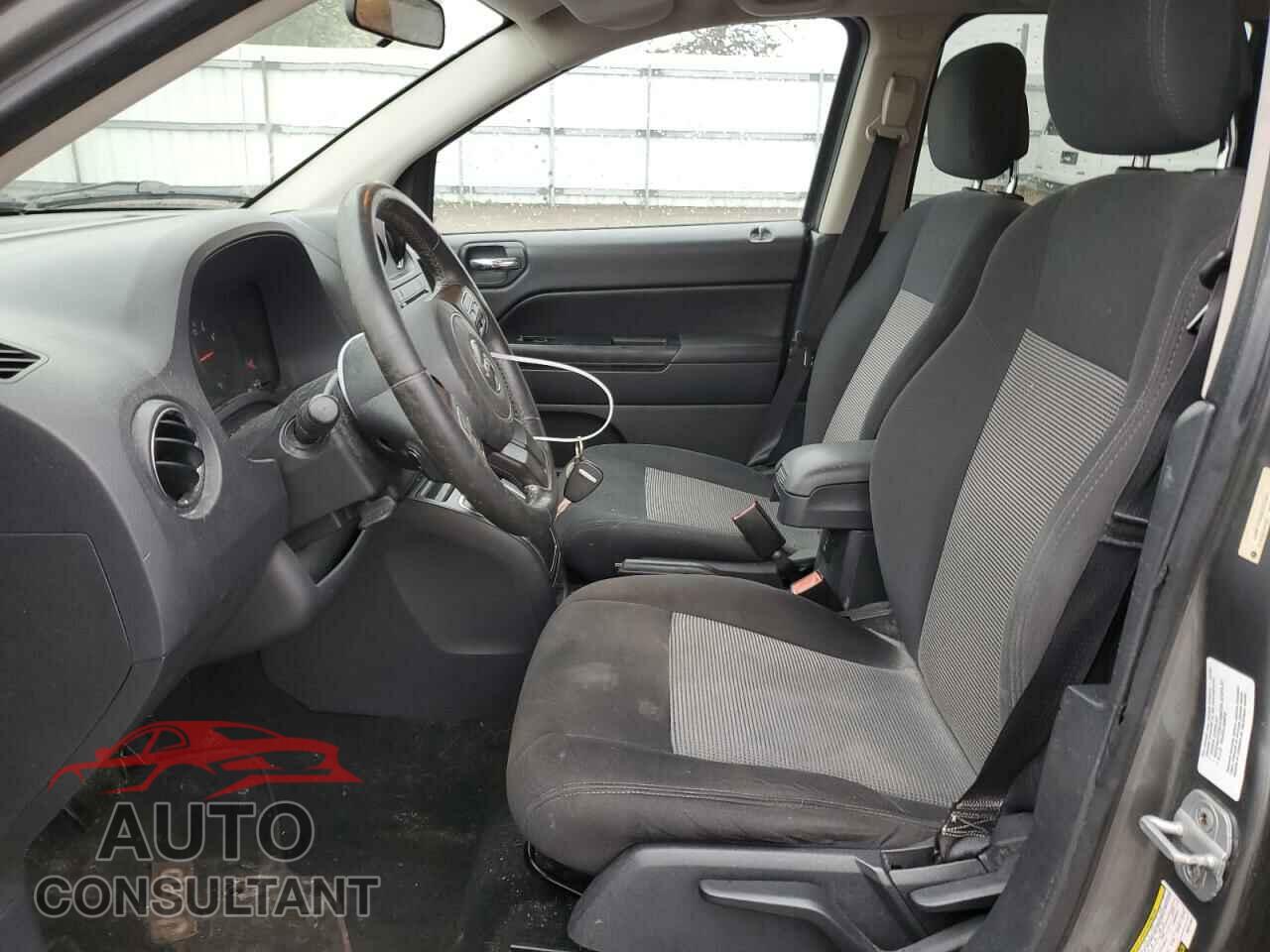 JEEP COMPASS 2011 - 1J4NF1FB6BD277941