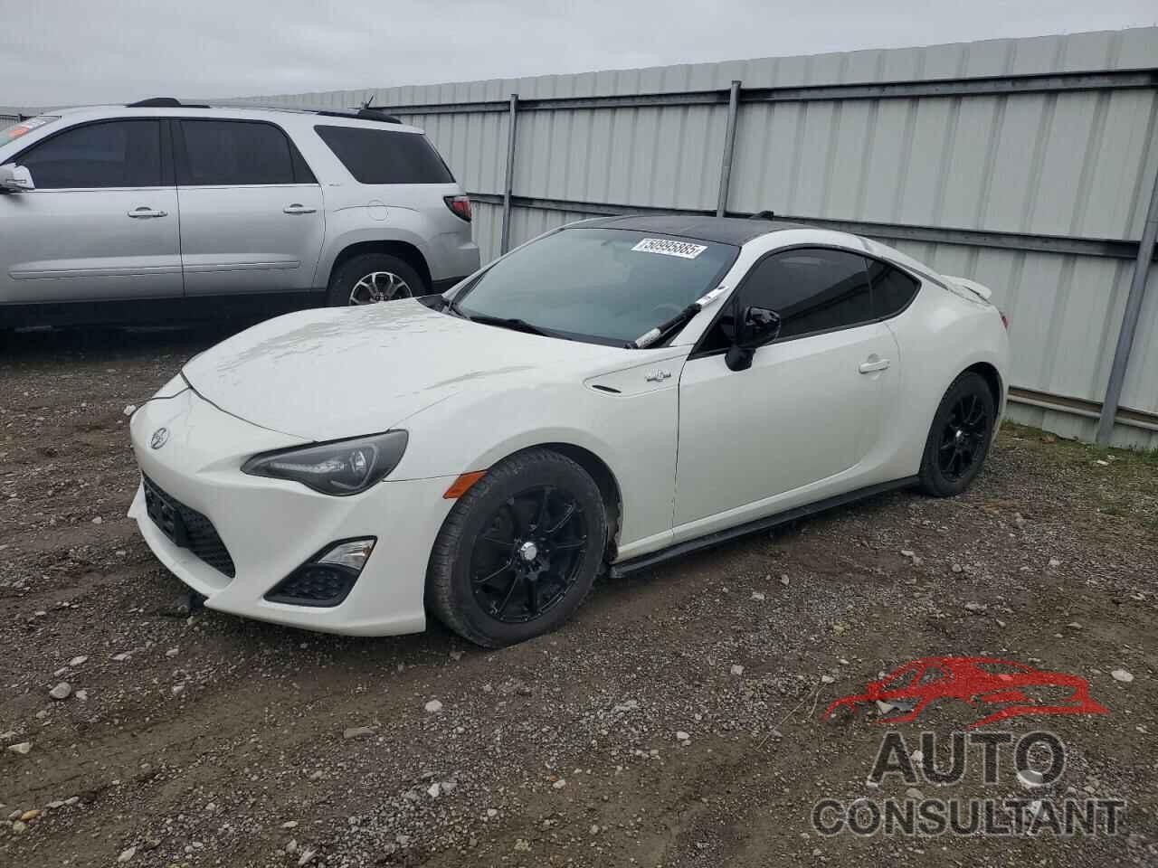 TOYOTA SCION 2015 - JF1ZNAA14F8703283