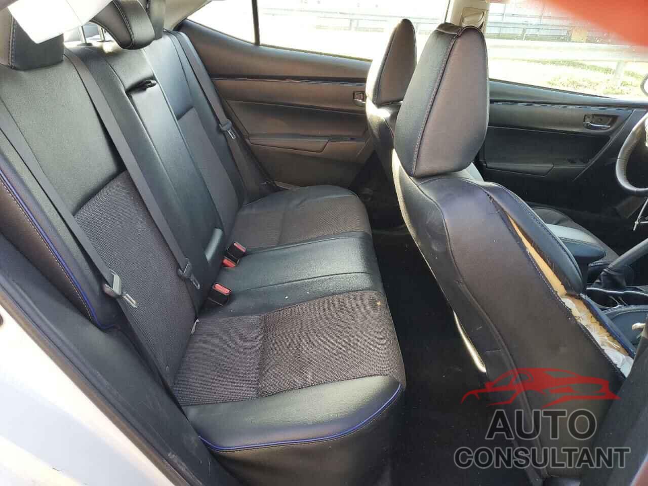 TOYOTA COROLLA 2017 - 5YFBURHE3HP679121