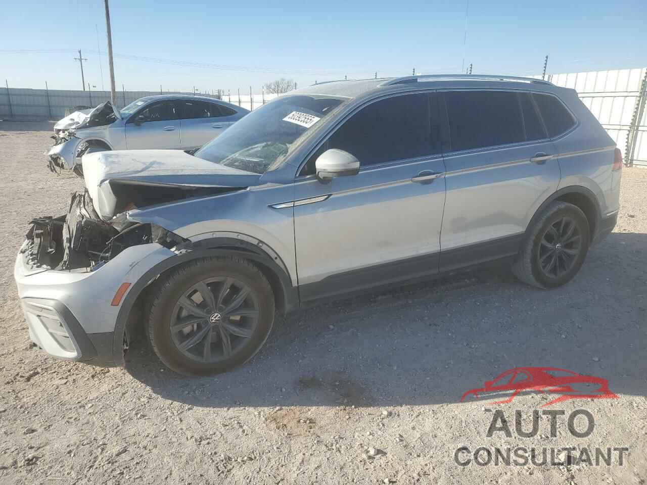 VOLKSWAGEN TIGUAN 2022 - 3VV3B7AX5NM060857