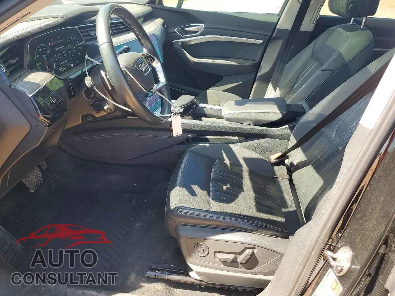 AUDI E-TRON 2021 - WA12AAGE2MB011941