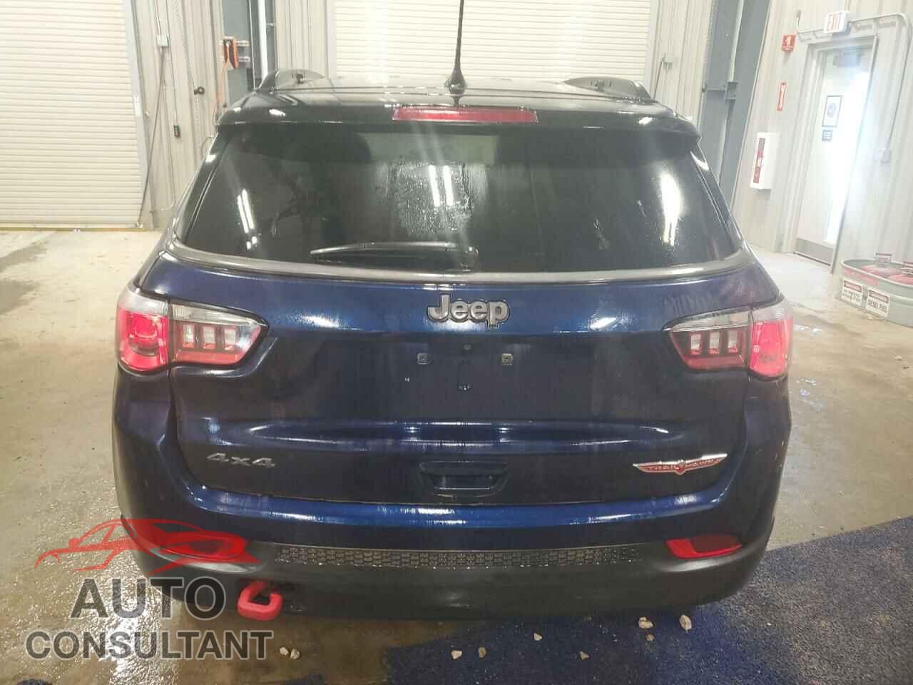 JEEP COMPASS 2018 - 3C4NJDDB4JT168850