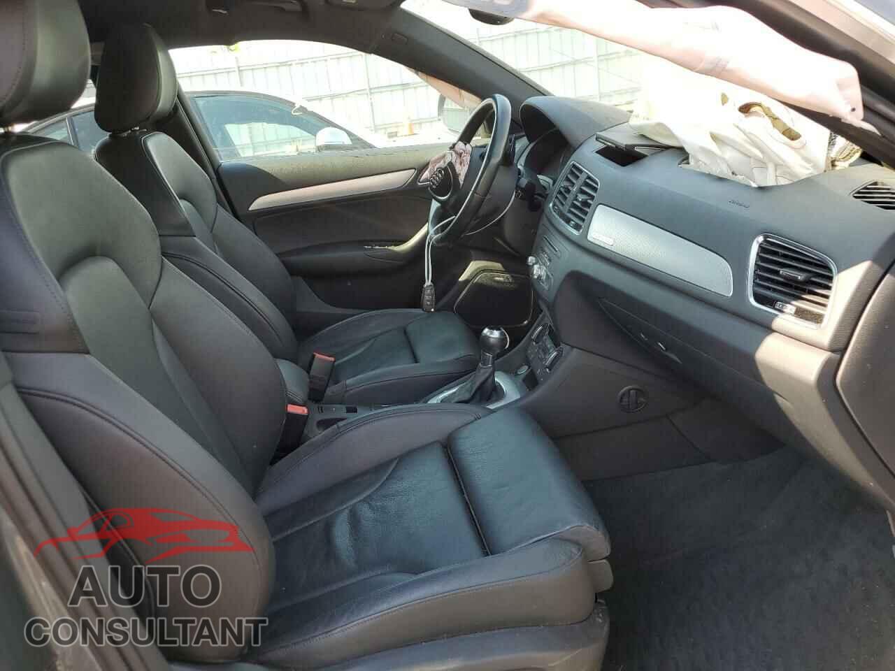 AUDI Q3 2016 - WA1GFCFS7GR024139