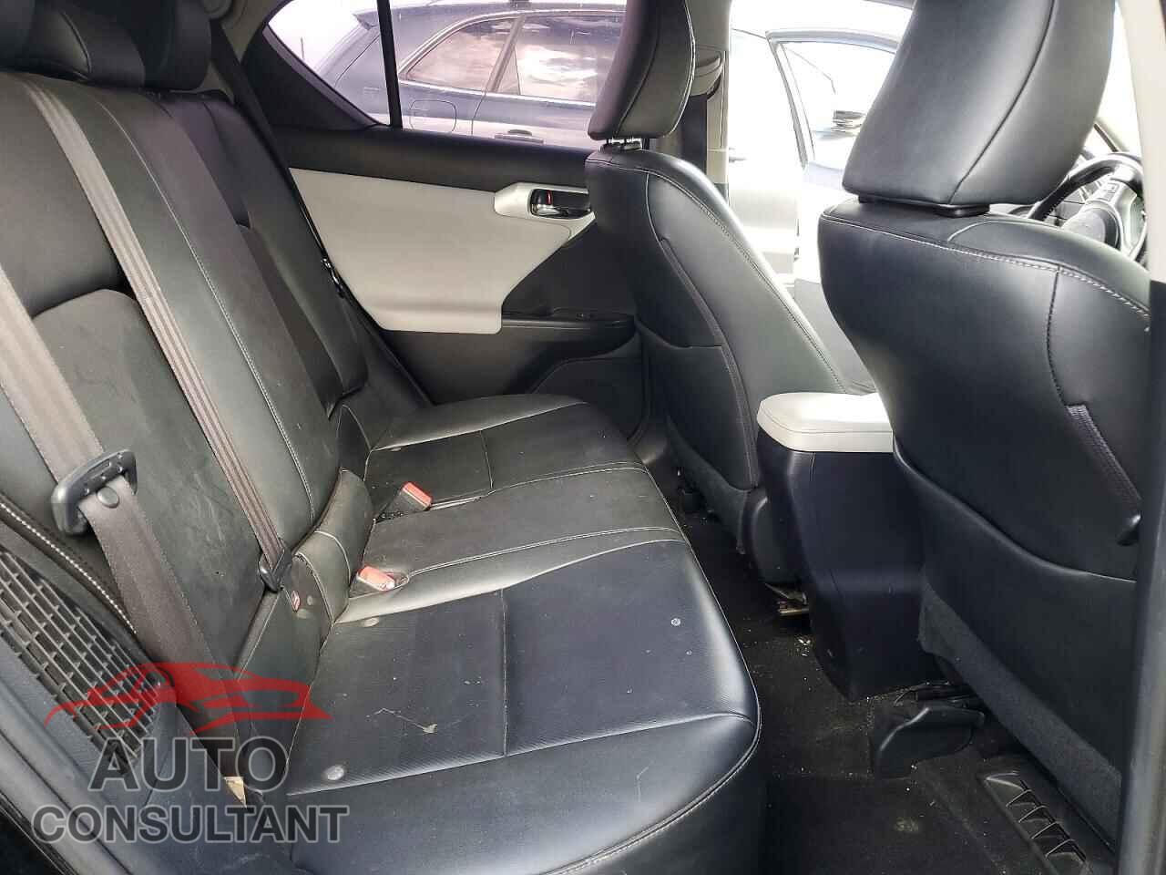 LEXUS CT 200 2011 - JTHKD5BH7B2016456