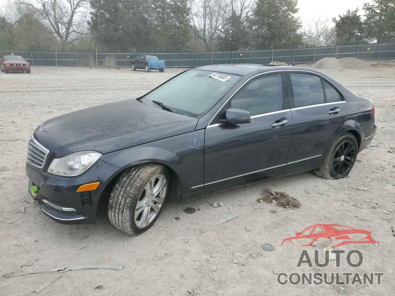 MERCEDES-BENZ C-CLASS 2013 - WDDGF4HB8DR263273