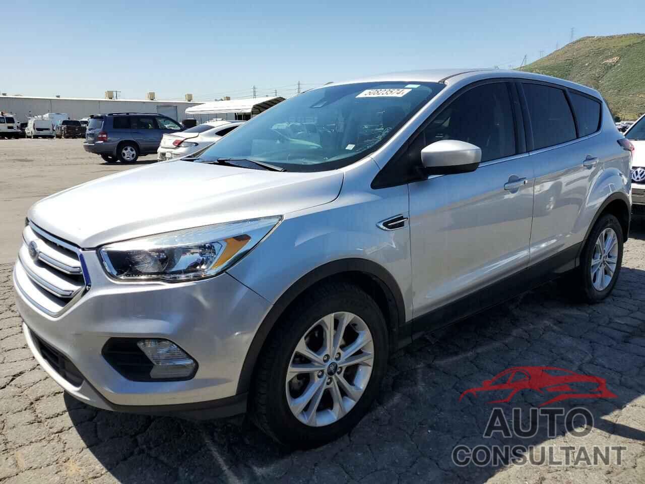 FORD ESCAPE 2019 - 1FMCU0GD4KUB32888
