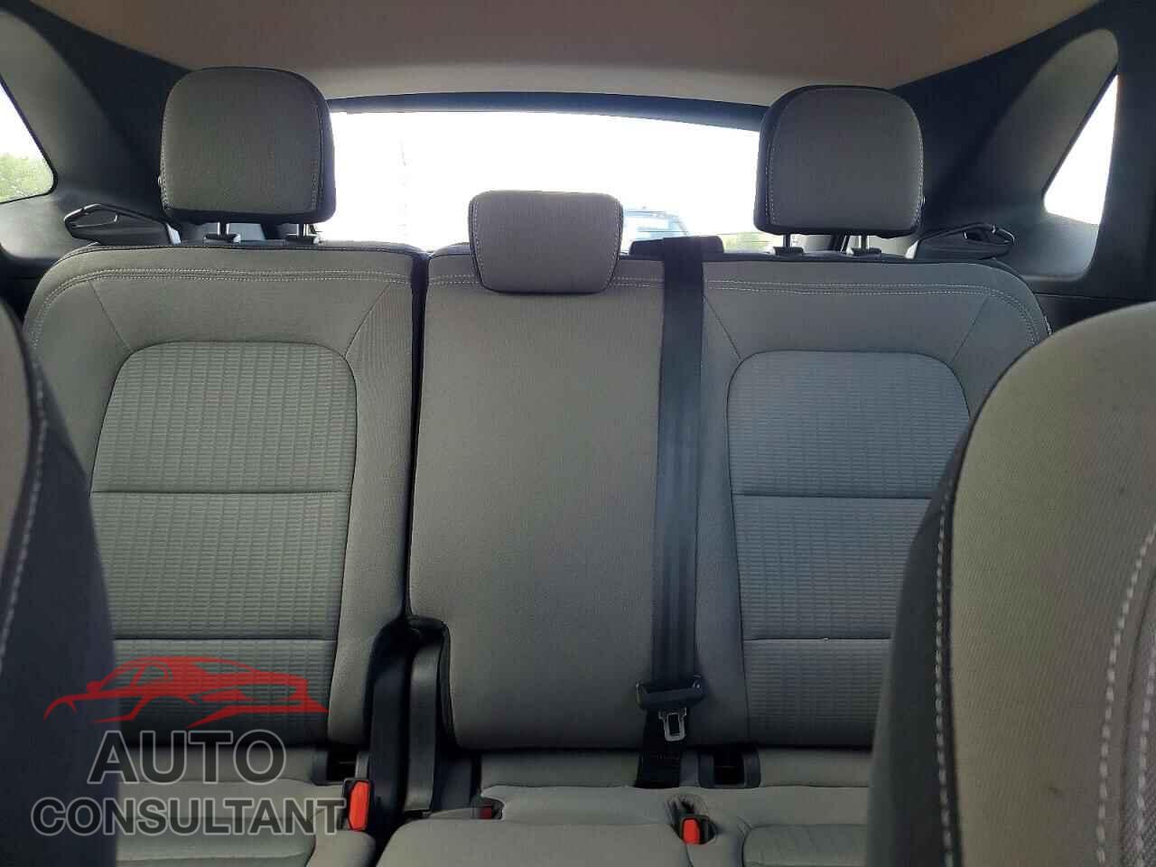 FORD ESCAPE 2020 - 1FMCU9F60LUA73394