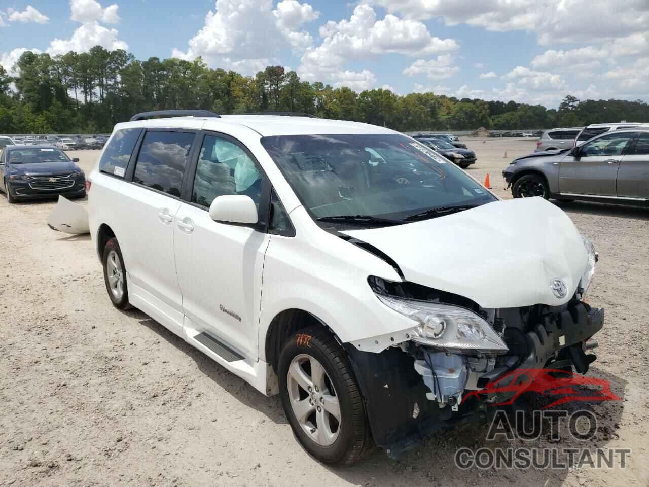 TOYOTA SIENNA 2017 - 5TDKZ3DC5HS883543