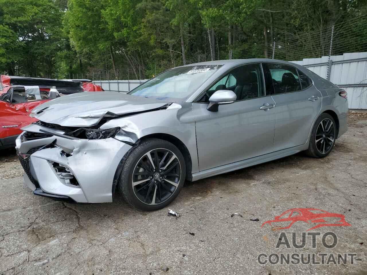 TOYOTA CAMRY 2018 - 4T1B61HK9JU047486