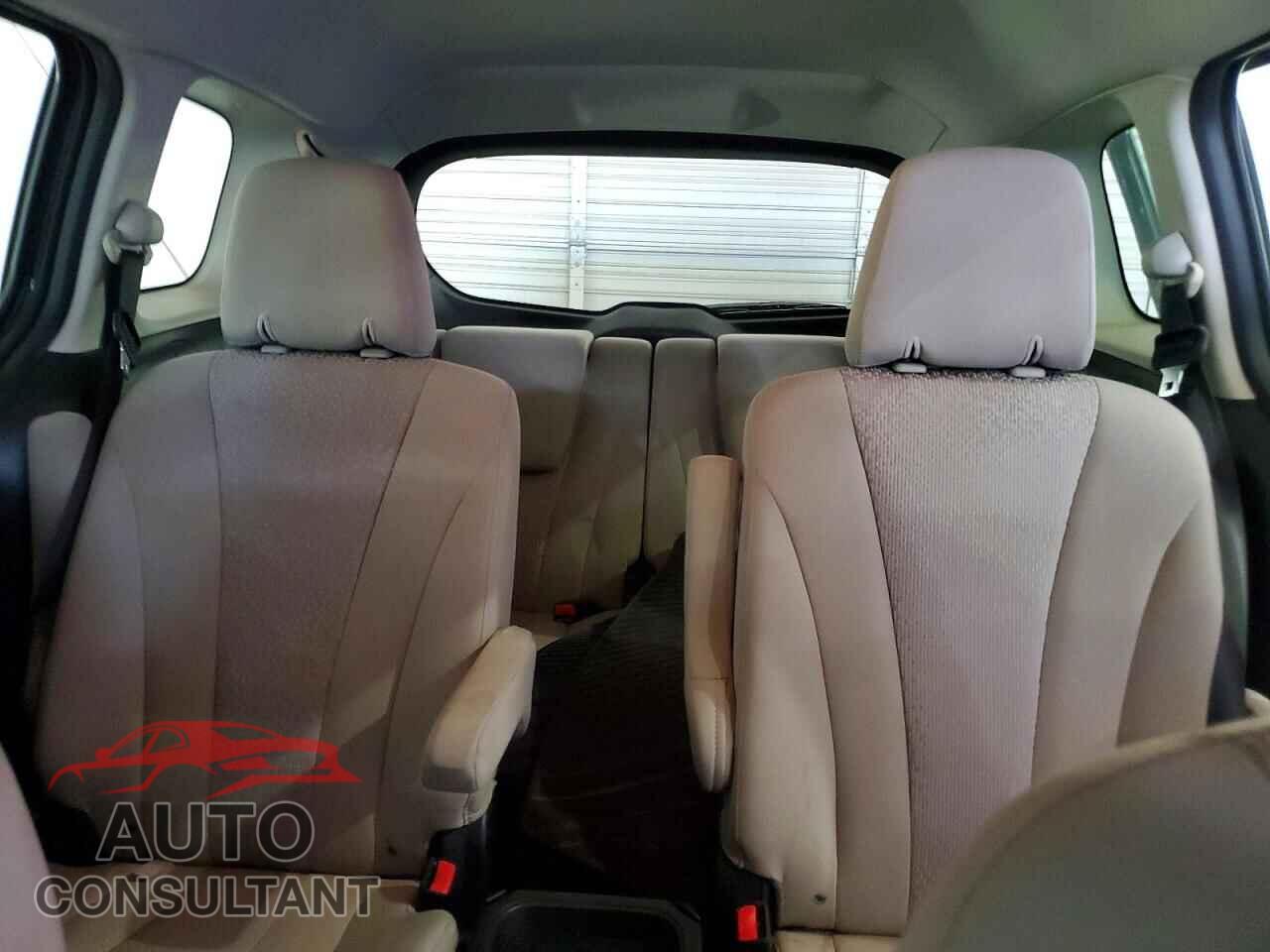 MAZDA 5 2012 - JM1CW2BL6C0124390