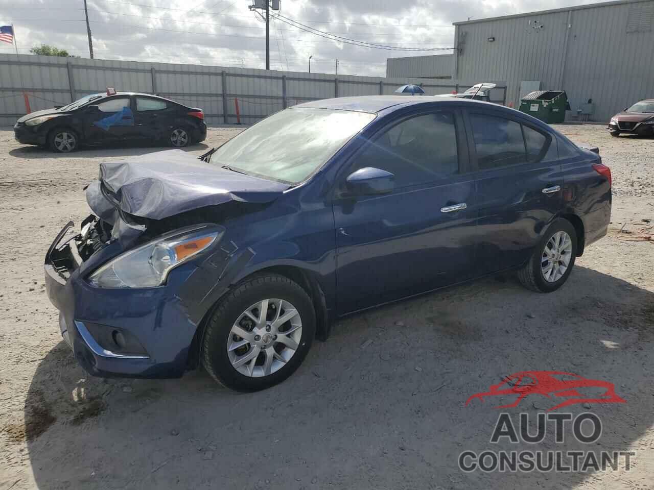 NISSAN VERSA 2018 - 3N1CN7AP9JL832222