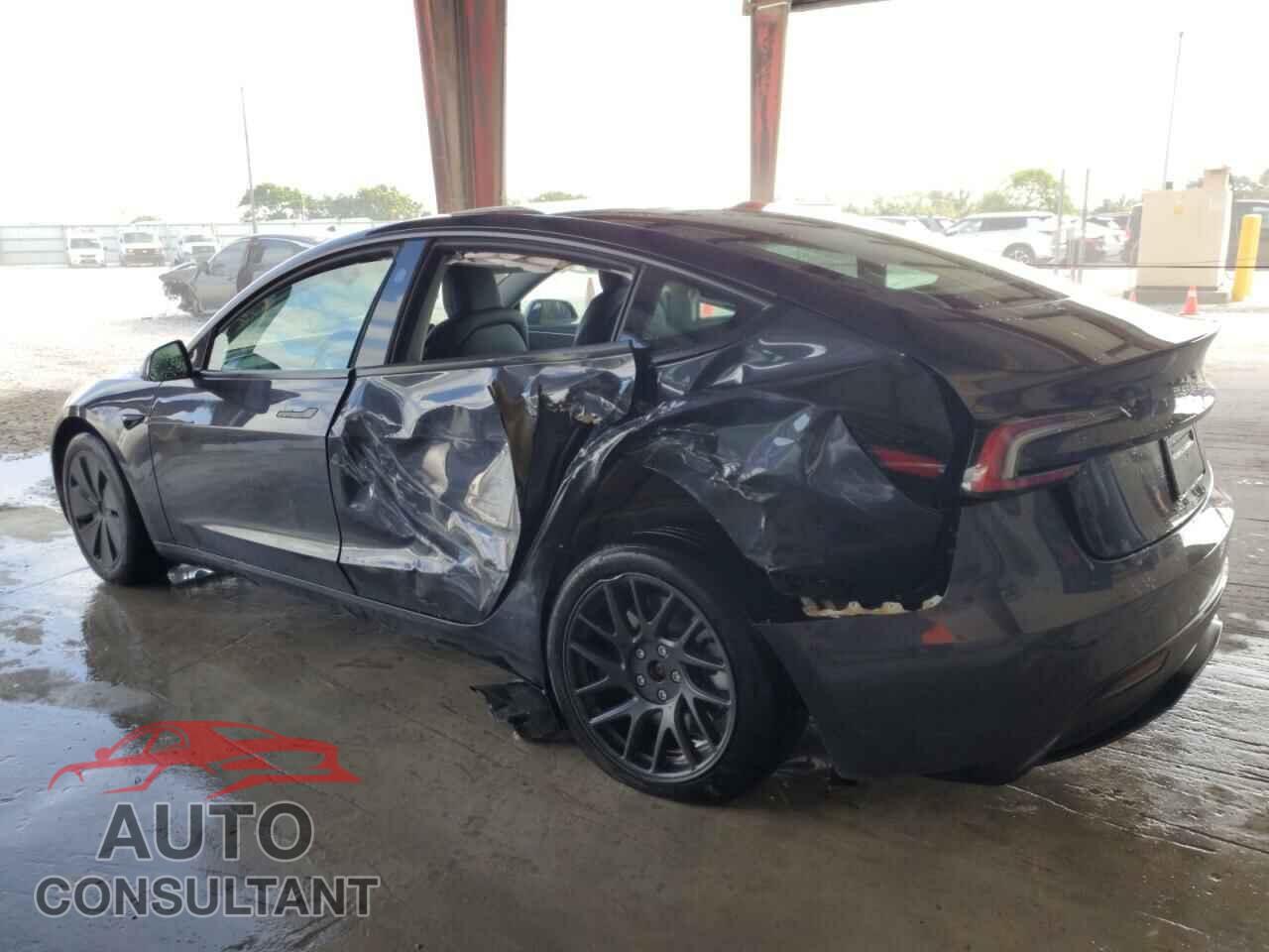 TESLA MODEL 3 2024 - 5YJ3E1EA6RF733495
