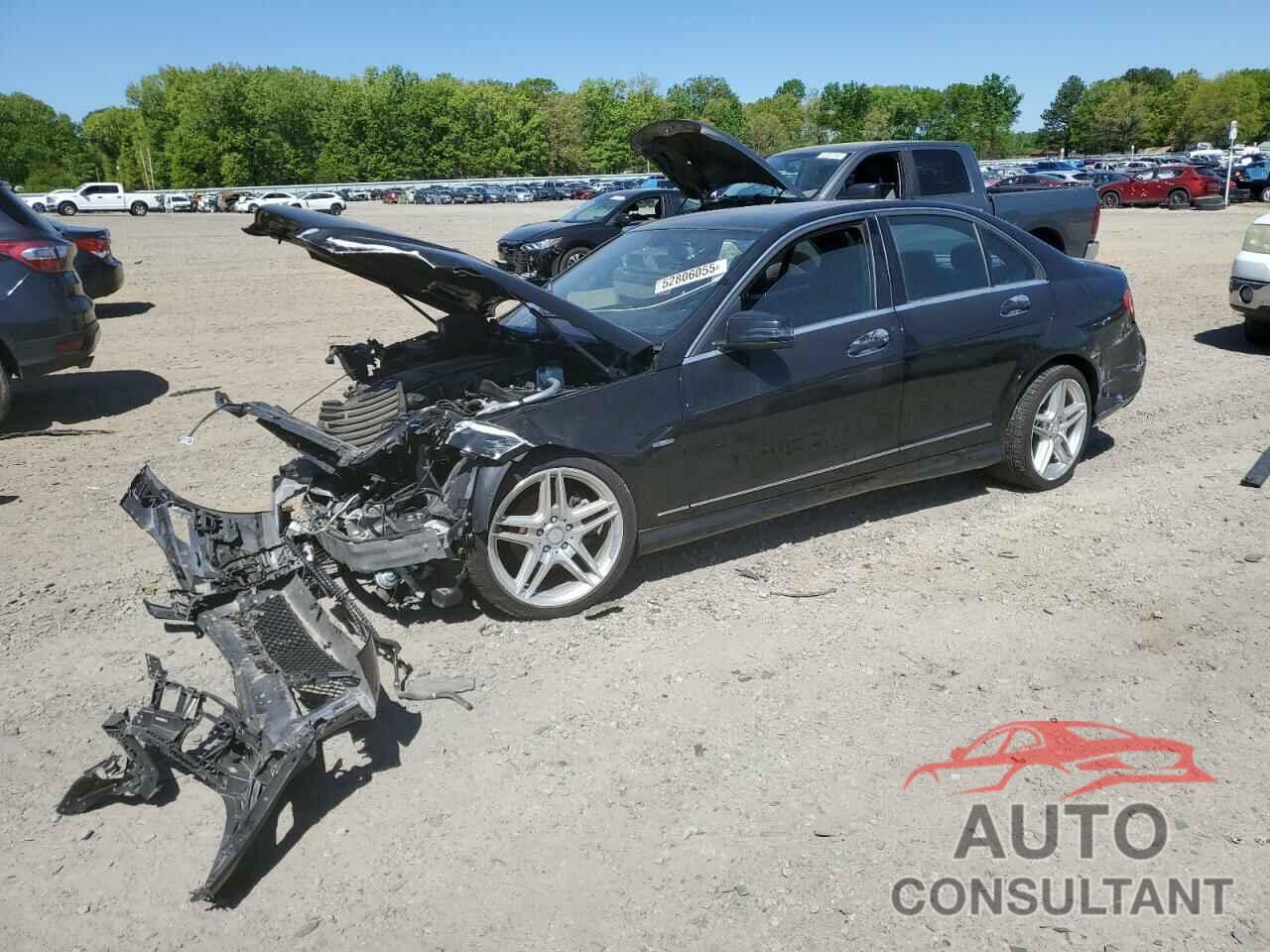 MERCEDES-BENZ C-CLASS 2012 - WDDGF4HB0CR240777