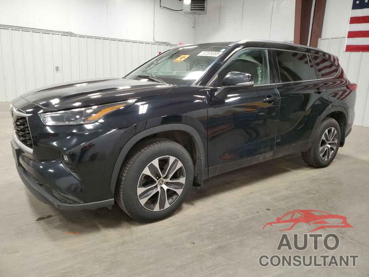 TOYOTA HIGHLANDER 2021 - 5TDHZRBH0MS063991