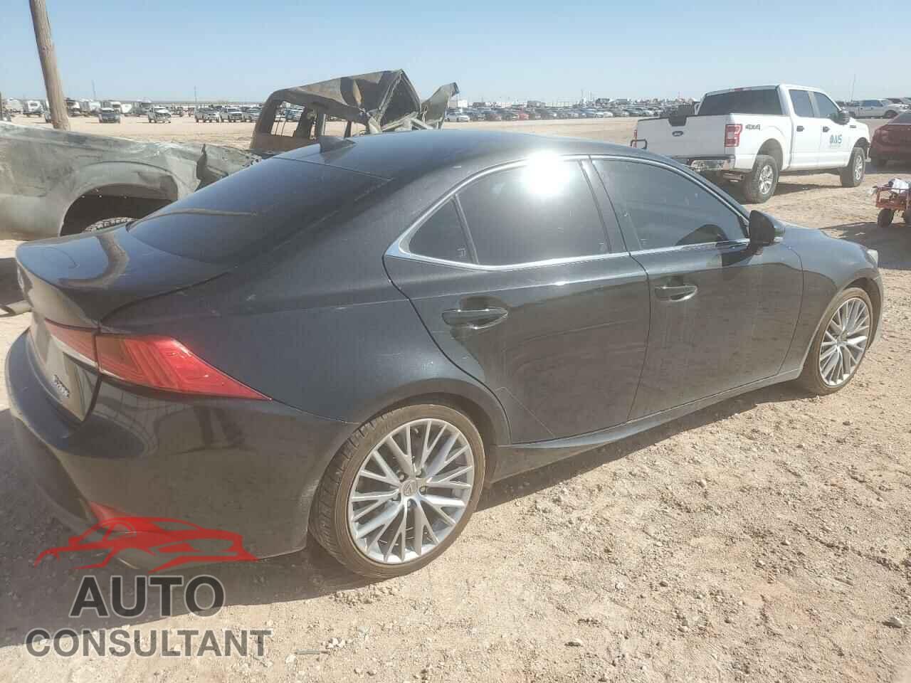 LEXUS IS 2017 - JTHBA1D24H5045236