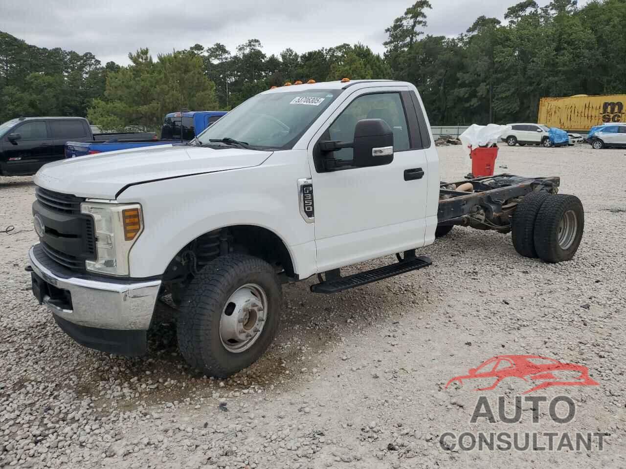 FORD F350 2018 - 1FDRF3H62JEC12561