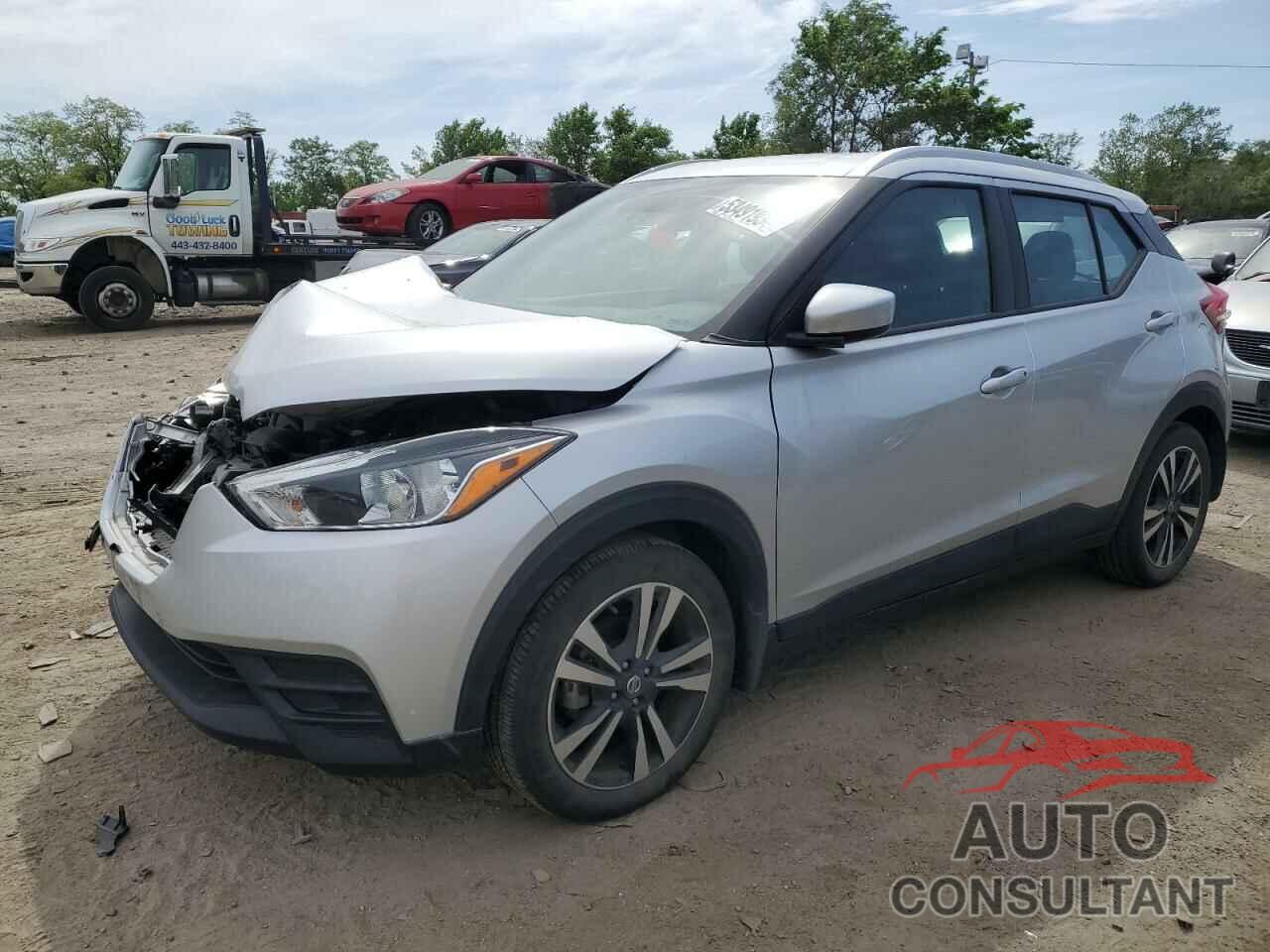 NISSAN KICKS 2018 - 3N1CP5CU8JL509572