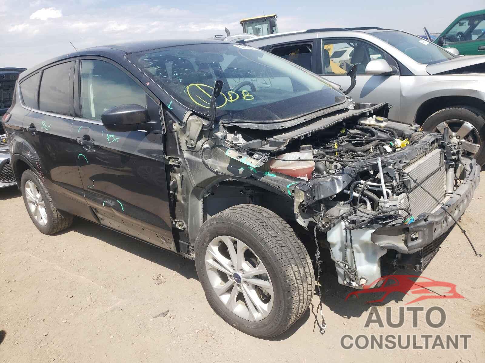 FORD ESCAPE 2017 - 1FMCU9GDXHUD67440