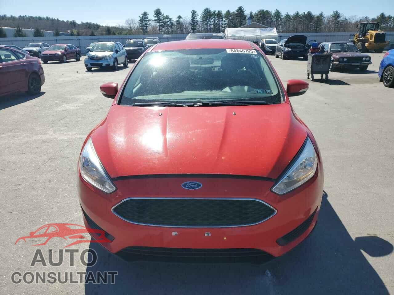 FORD FOCUS 2015 - 1FADP3F2XFL250026