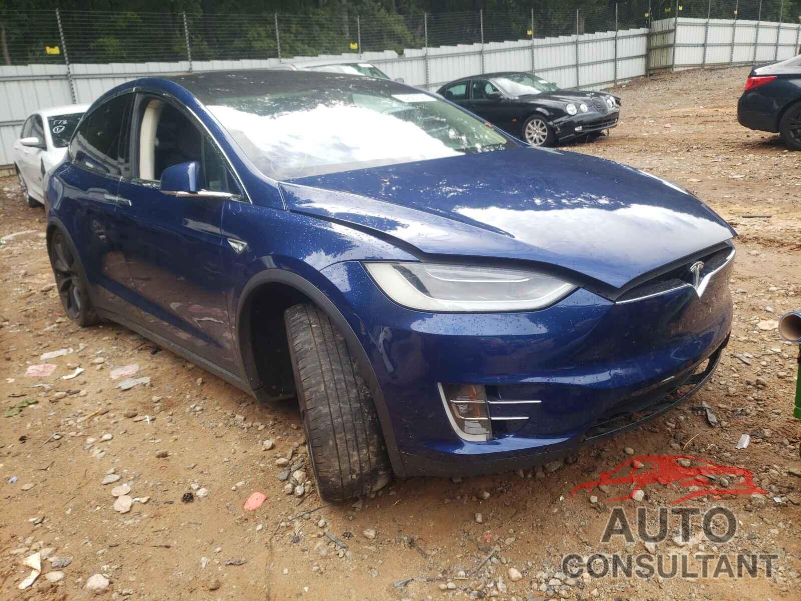 TESLA MODEL X 2016 - 5YJXCAE45GF003723