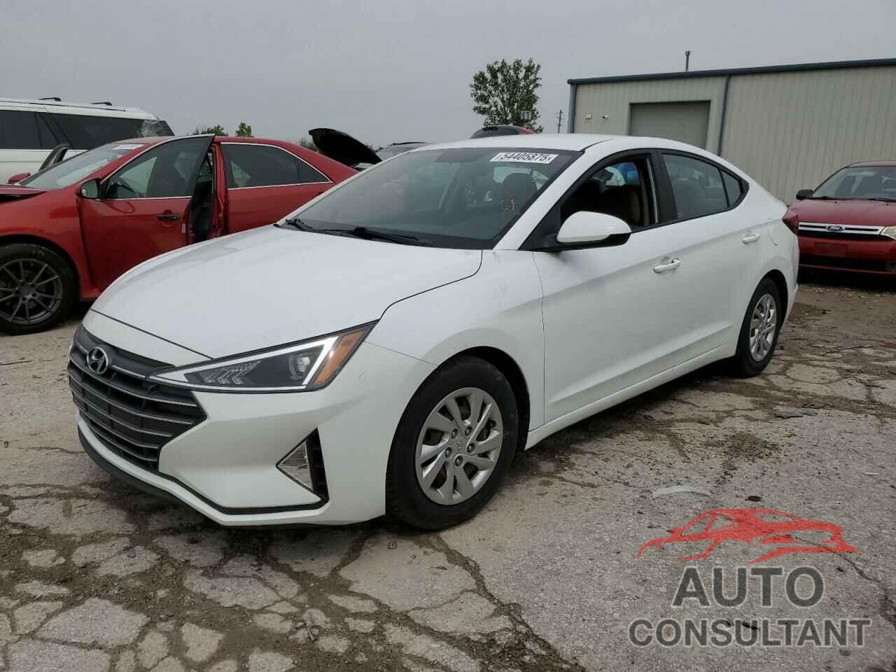 HYUNDAI ELANTRA 2019 - 5NPD74LF4KH438935