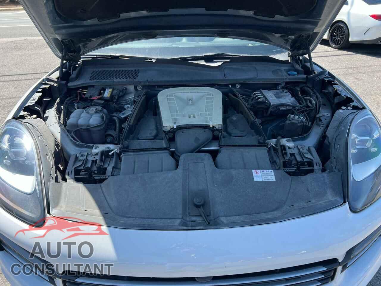 PORSCHE CAYENNE 2019 - WP1AA2AY1KDA15330