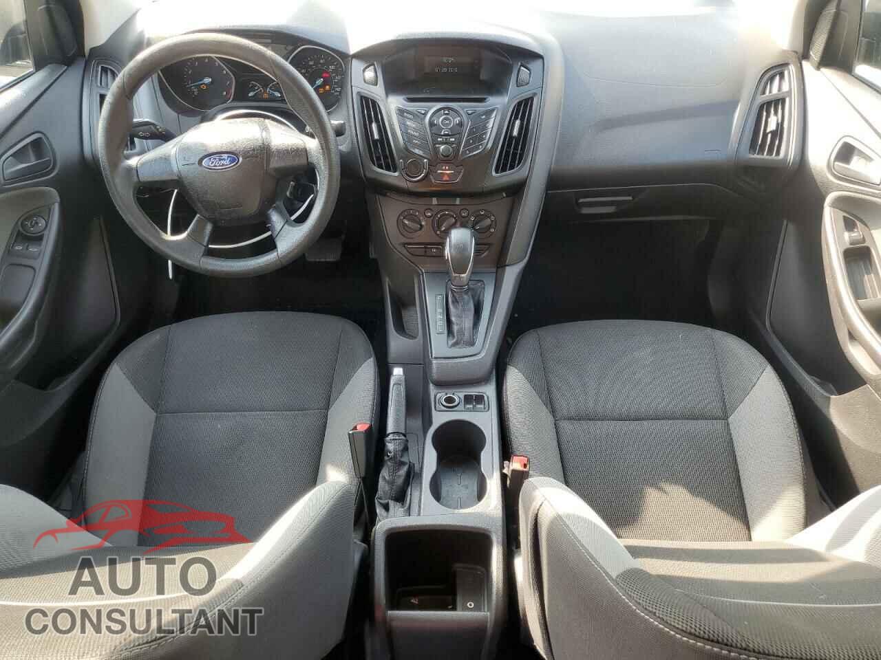 FORD FOCUS 2014 - 1FADP3E21EL357028
