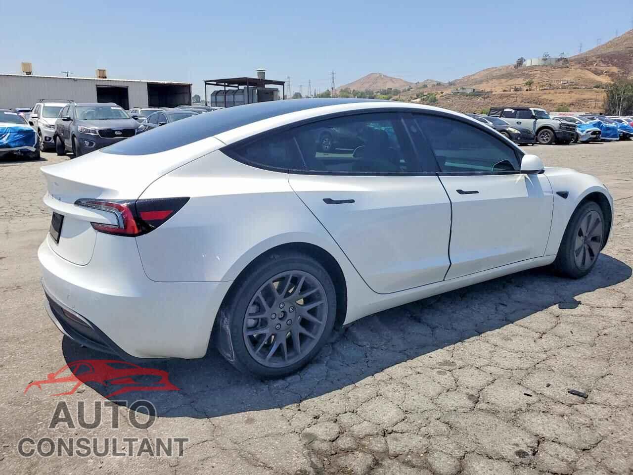 TESLA MODEL 3 2024 - 5YJ3E1EA0RF866348
