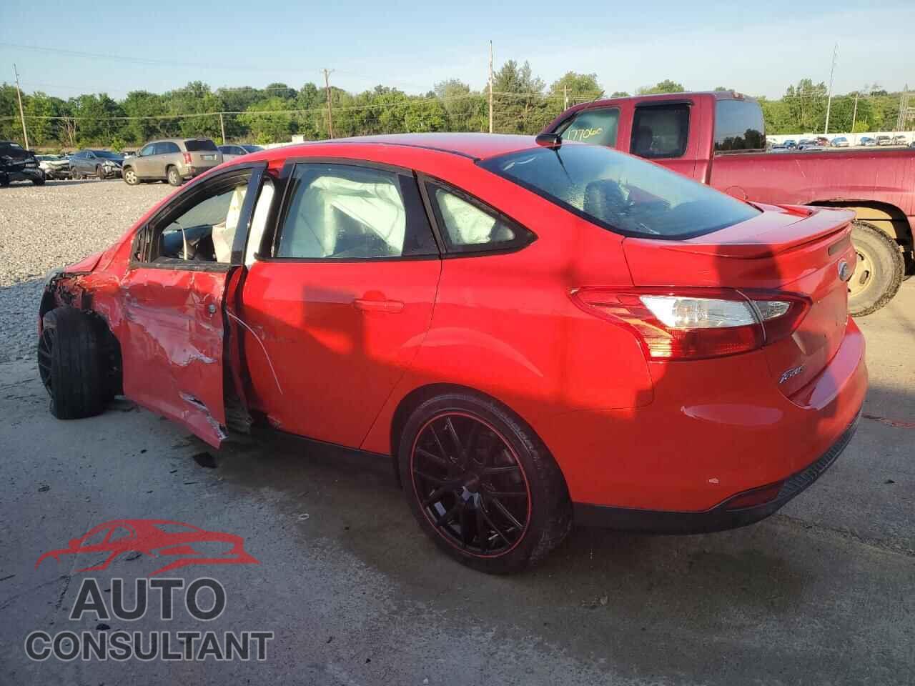 FORD FOCUS 2014 - 1FADP3F23EL337300