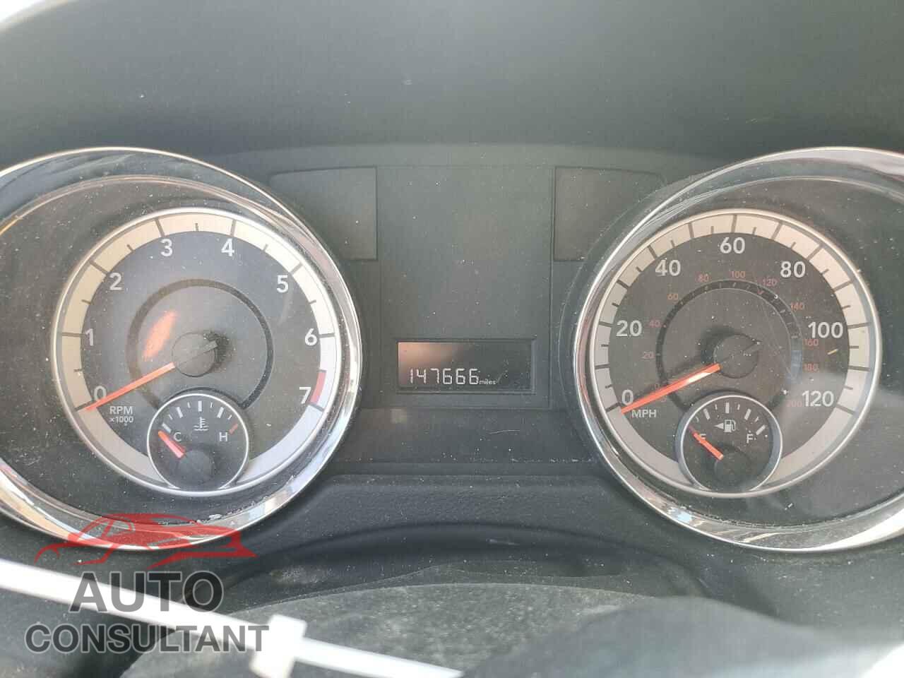 DODGE CARAVAN 2011 - 2D4RN3DG4BR710919