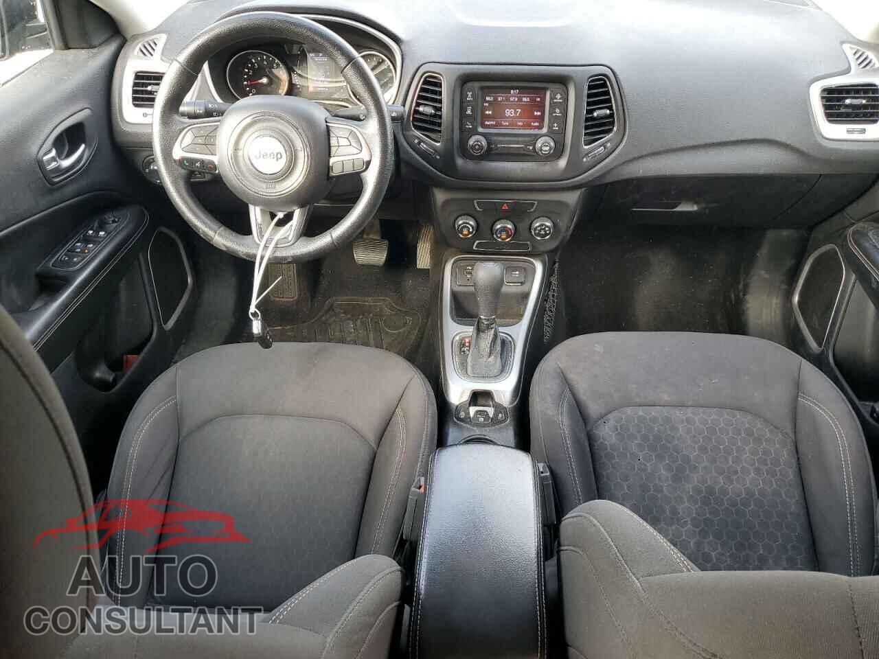 JEEP COMPASS 2017 - 3C4NJCAB3HT652548