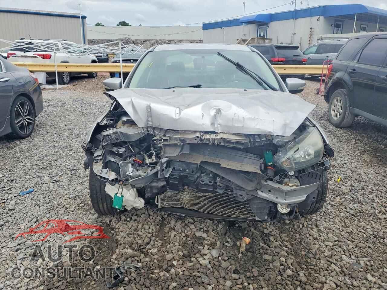FORD FOCUS 2016 - 1FADP3F25GL256690
