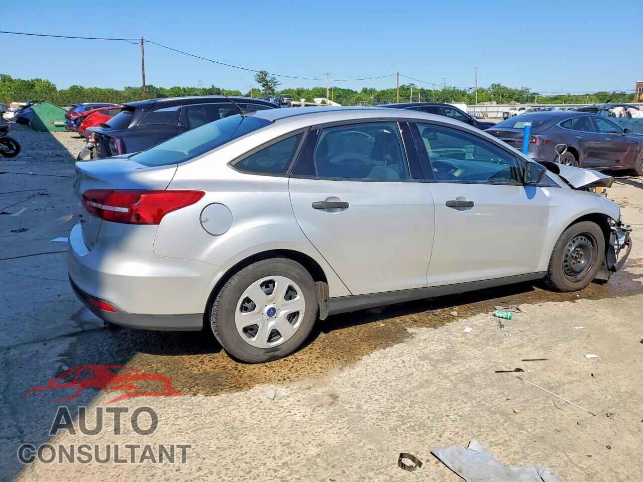FORD FOCUS 2017 - 1FADP3E2XHL200893