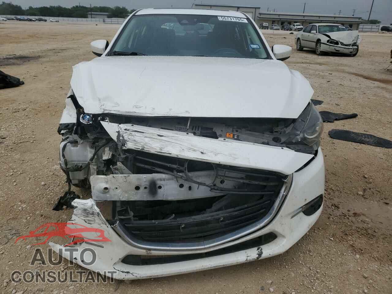 MAZDA 3 2017 - 3MZBN1M39HM150747