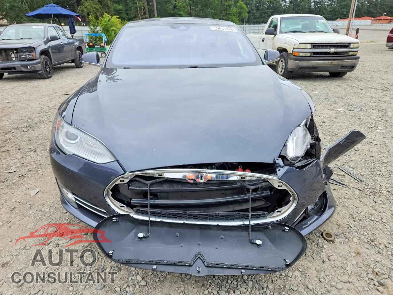 TESLA MODEL S 2015 - 5YJSA1E27FF104839