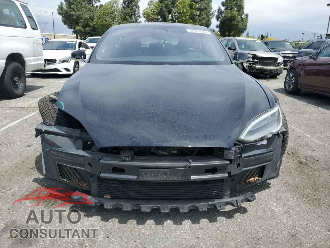 TESLA MODEL S 2018 - 5YJSA1E21JF285381