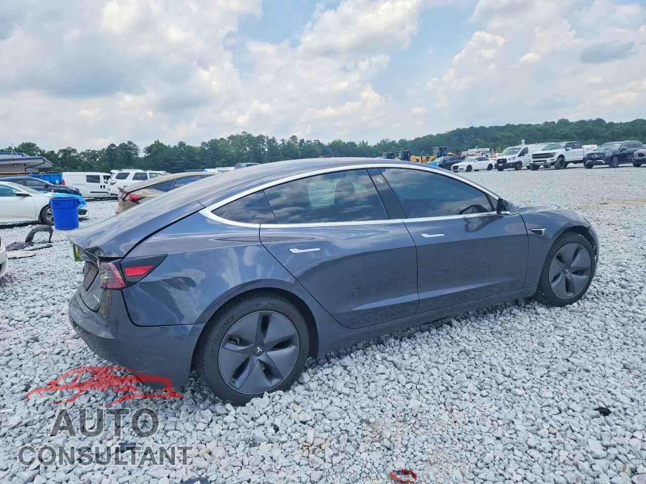 TESLA MODEL 3 2019 - 5YJ3E1EB9KF520779