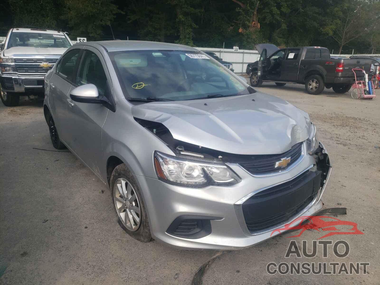 CHEVROLET SONIC 2017 - 1G1JC5SB1H4110057
