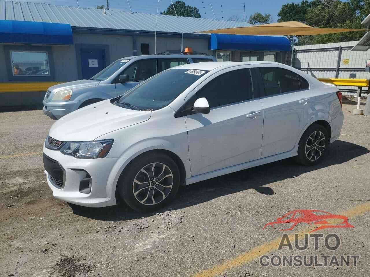 CHEVROLET SONIC 2019 - 1G1JD5SB6K4112830