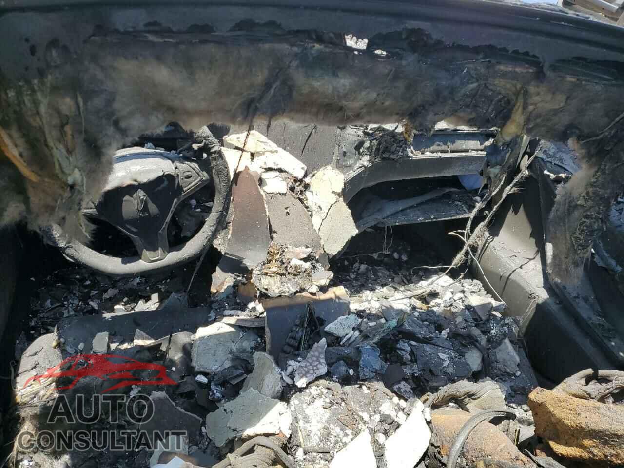 TESLA MODEL S 2017 - 5YJSA1E26HF190843