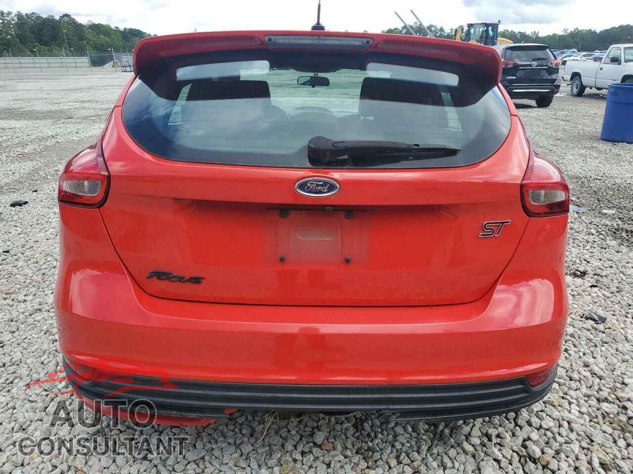 FORD FOCUS 2017 - 1FADP3L9XHL218326