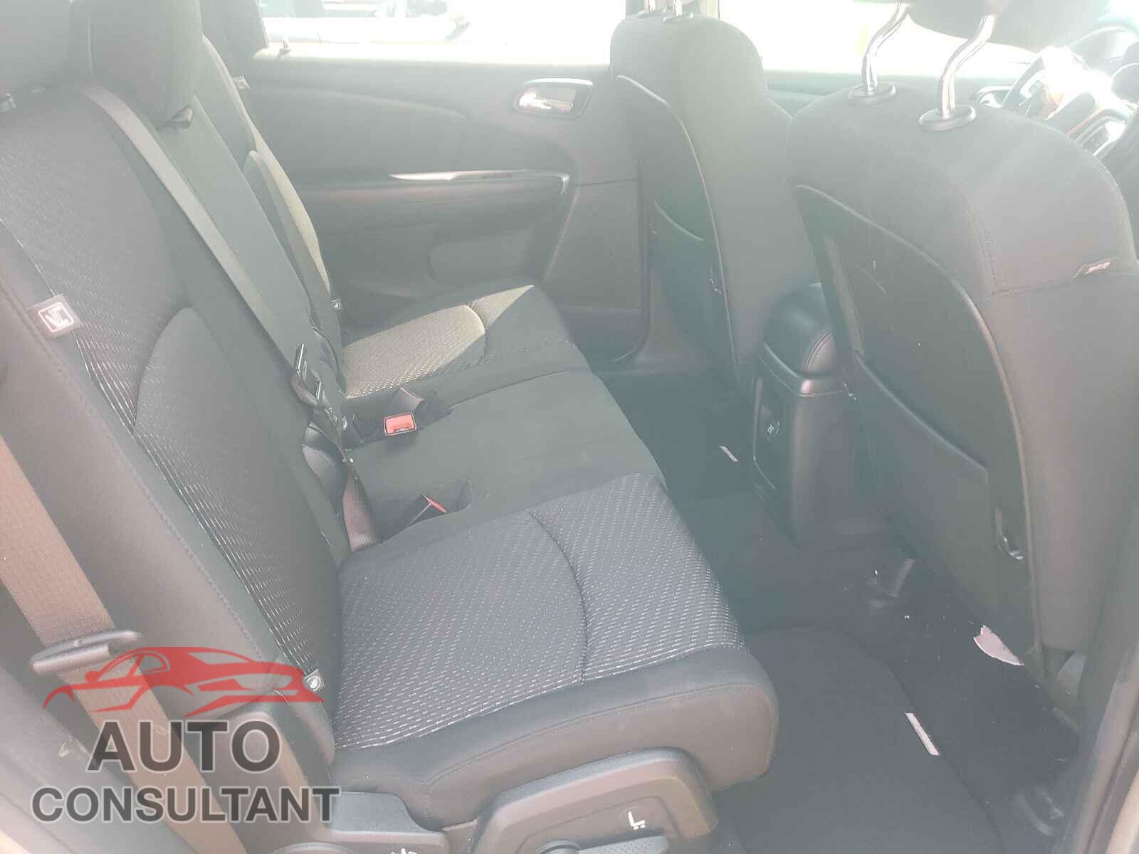 DODGE JOURNEY 2019 - 3C4PDCBB9KT835331